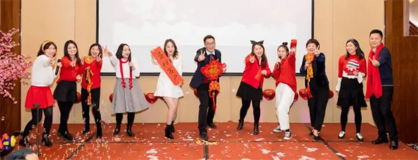 “凝初心 燃廿载 共创共享”2019年bsports二十周年庆典暨表彰大会圆满举行